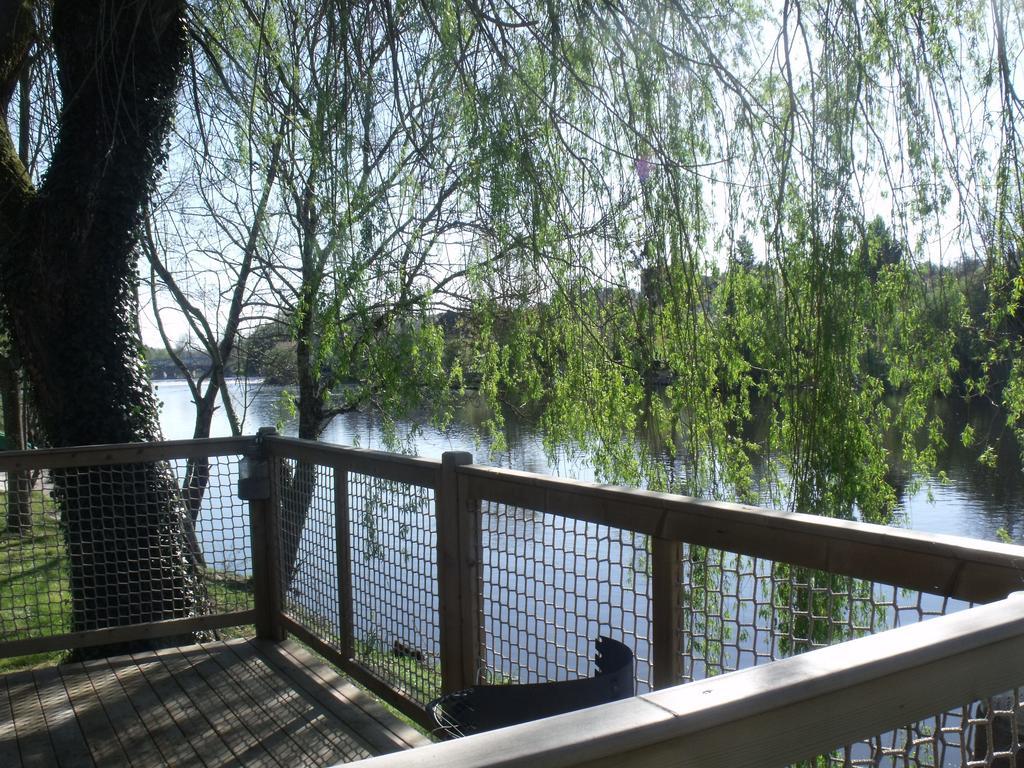 Camping Des Ribieres Confolens Exteriér fotografie