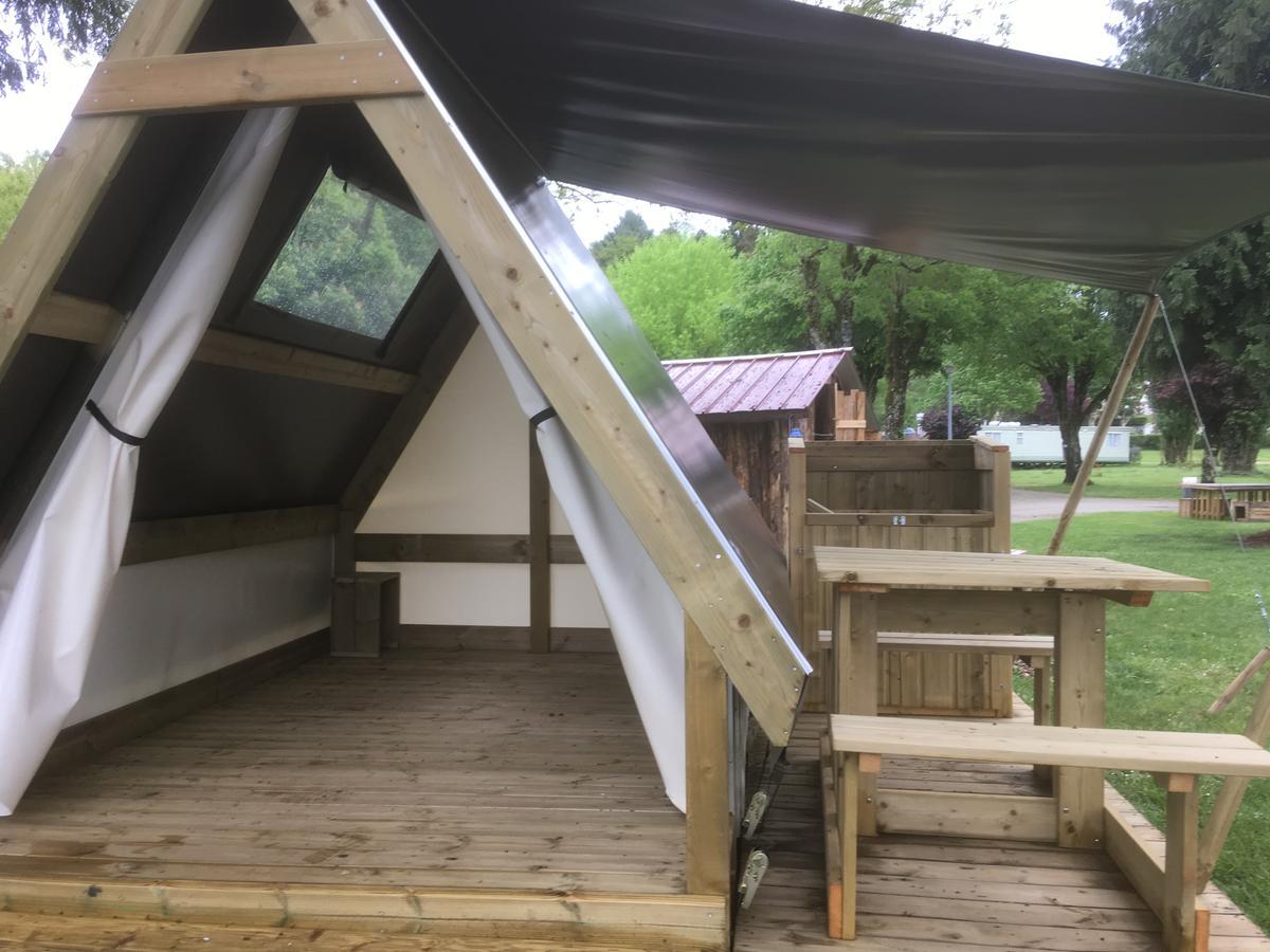 Camping Des Ribieres Confolens Exteriér fotografie
