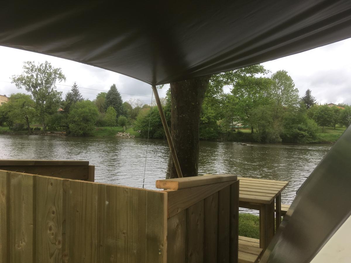 Camping Des Ribieres Confolens Exteriér fotografie