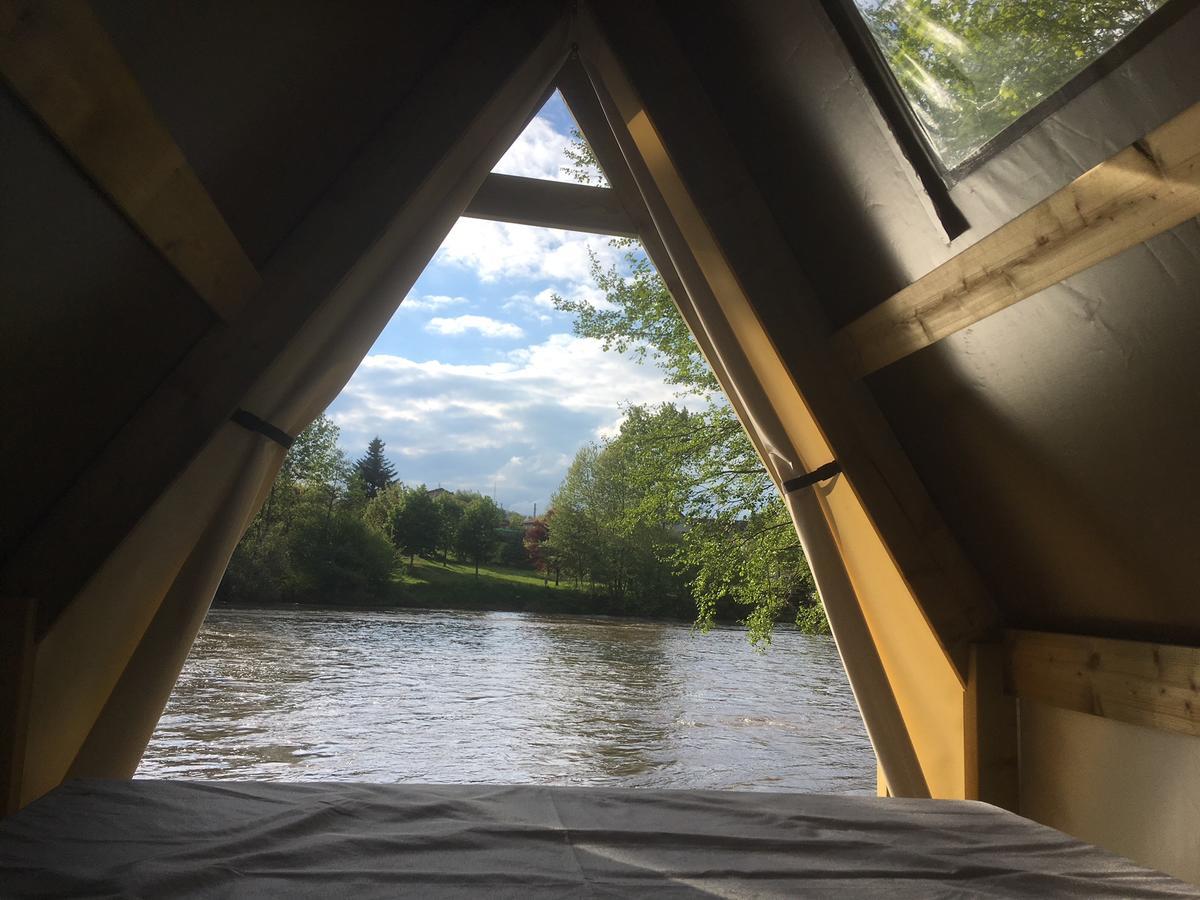 Camping Des Ribieres Confolens Exteriér fotografie